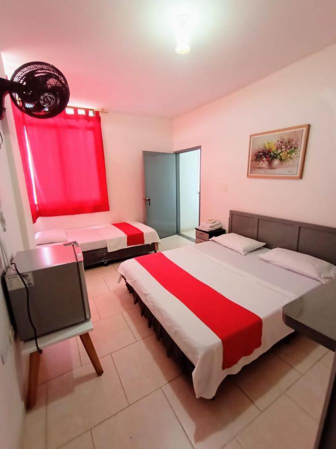 Hotel Gueicer Кукута Экстерьер фото