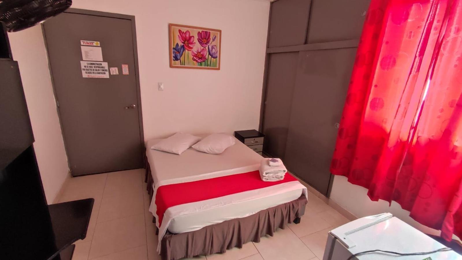 Hotel Gueicer Кукута Экстерьер фото